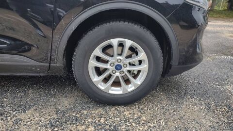 Kuga 2.5 Duratec 190 Hybrid CVT Titanium - Garantie constructeur 2022 occasion 16710 Saint Yrieix Sur Charente