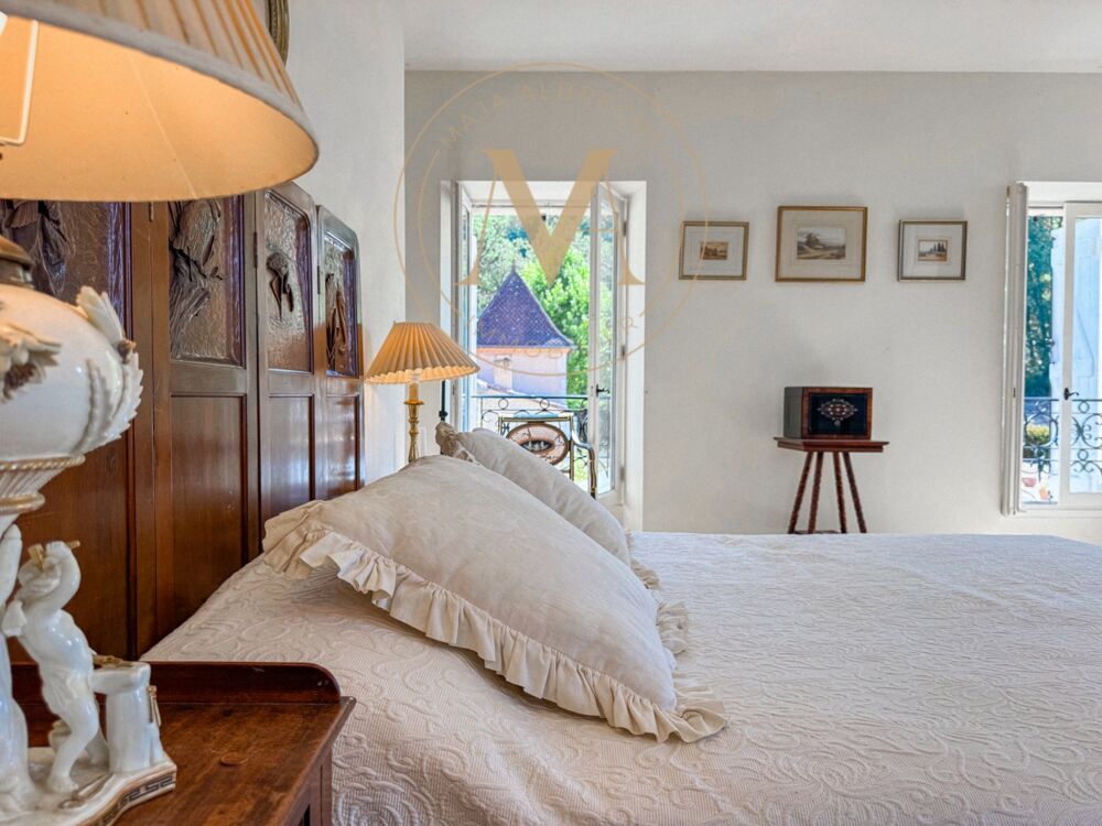à vendre  Propriété/château Lacapelle-Cabanac (46700)