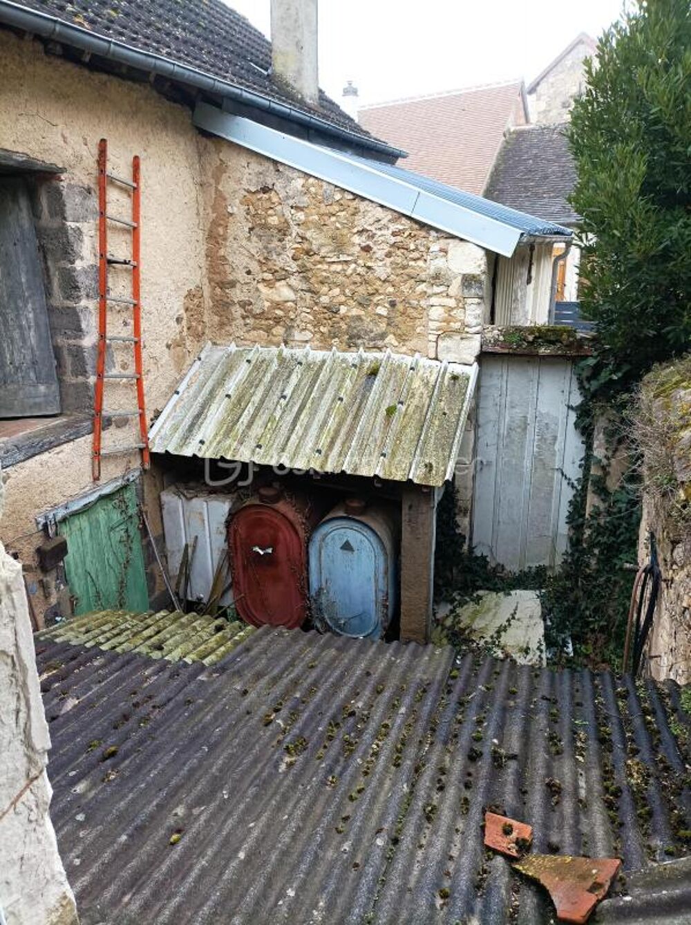 MAISON DE BOURG