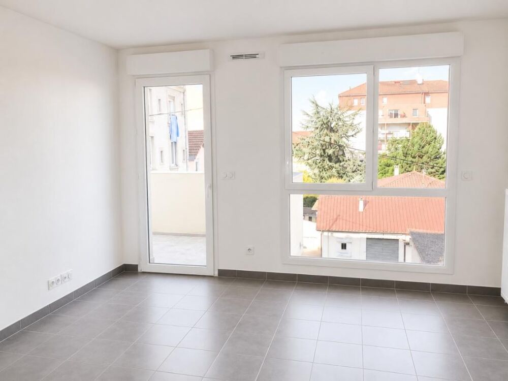 Location Appartement T2 avec balcon et parking à BOURGOIN JALLIEU Bourgoin jallieu