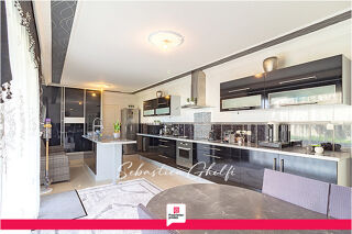  Maison � vendre 9 pi�ces 235 m�