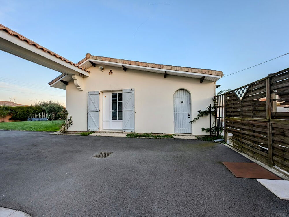 Maison de 60 m2 sur un terrain constructible de 300 m2 environ