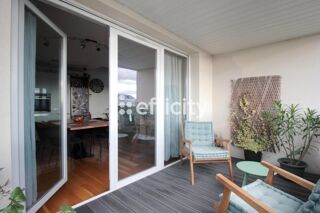  Appartement  vendre 4 pices 82 m