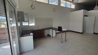  Maison à louer 4 pièces 142 m²