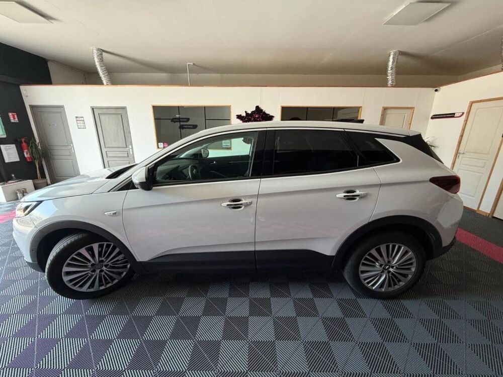 Grandland x 1.6 D 120 ch BVA6 Innovation 2018 occasion 34500 B&eacute;ziers