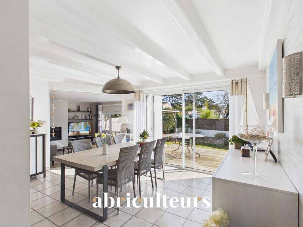 Vente Maison Deux maisons de plain-pied 9 pièces – 200 m² – Trois terrasses, jardin arboré de 1000 m² – Calme absolu à Noirmoutier-en-l'Île Noirmoutier en l ile