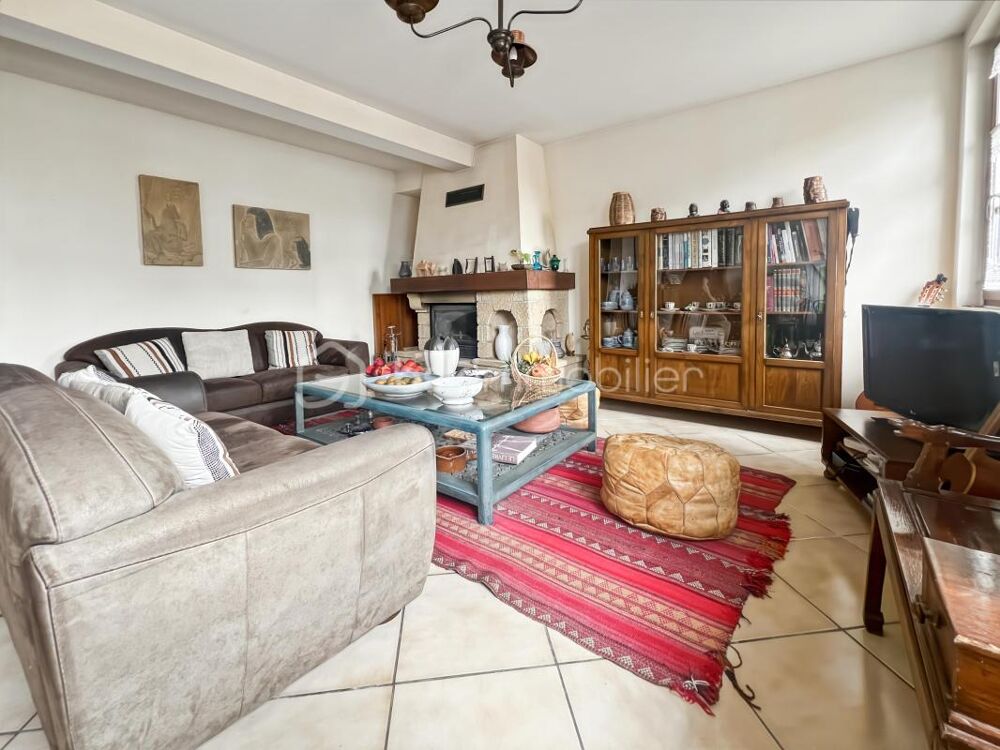 Vente Maison Maison de 127 m² - 5 Chambres - Terrain 660 m² Marolles en hurepoix
