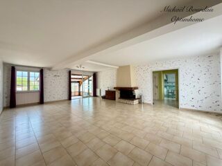  Maison à vendre 8 pièces 231 m²