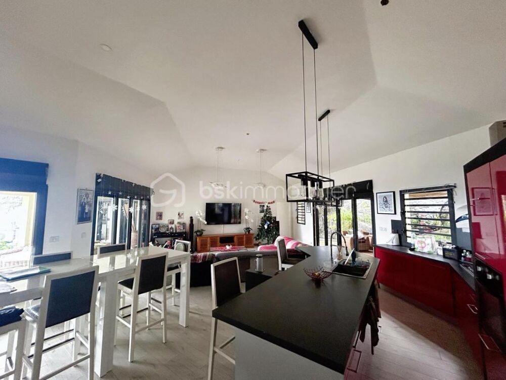 � vendre  Villa Saint-Paul (97460)