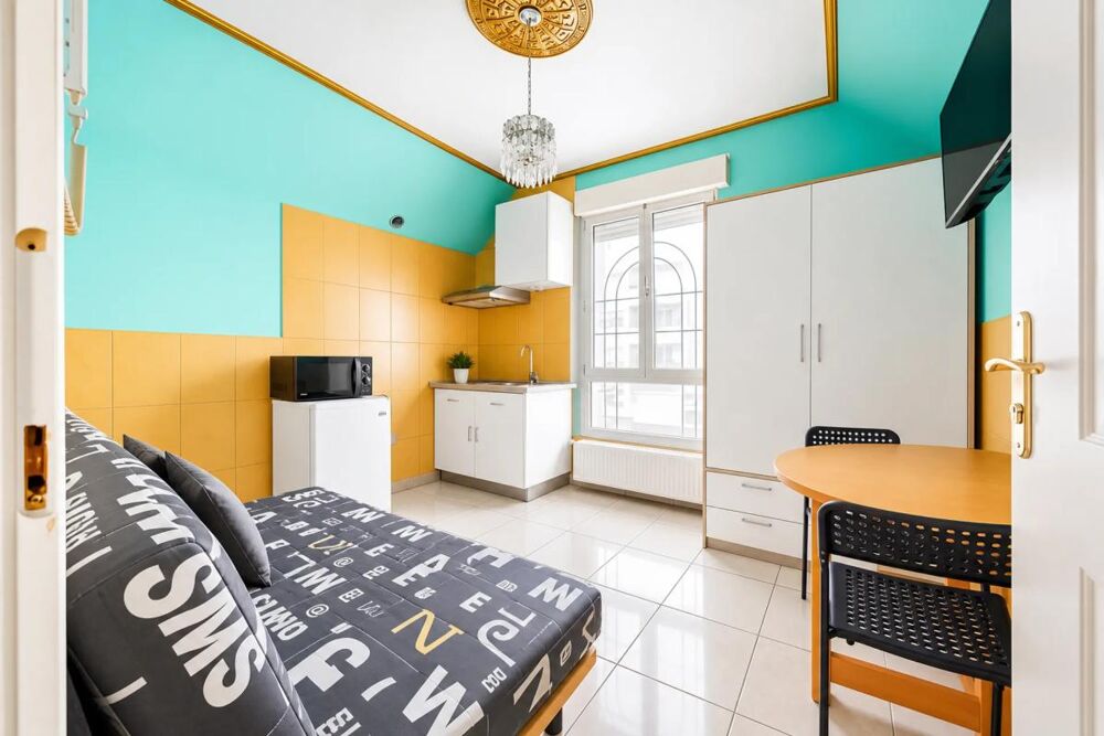 Vélizy-Villacoublay - Le Village - Maison de rapport - 164 m²