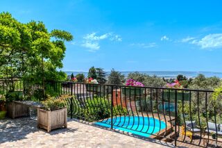  Maison � vendre 8 pi�ces 210 m�