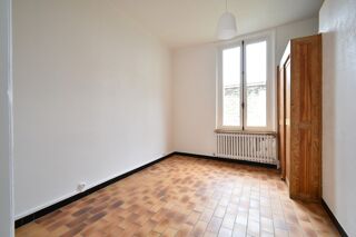  Appartement à louer 3 pièces 50 m²