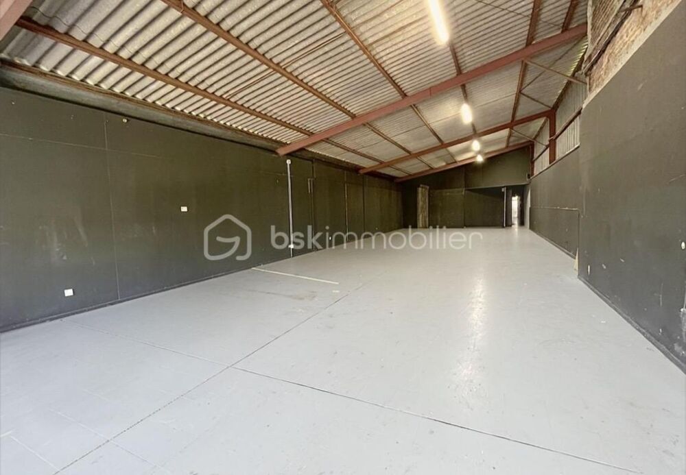 Vente Propriété/Château ENSEMBLE IMMOBILIER AVEC RENTABILITÉ LOCATIVE IMMÉDIATE Fresnoy le grand