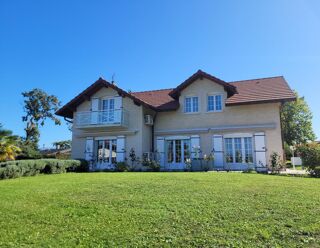  Villa  vendre 6 pices 201 m