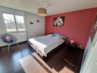  Maison � vendre 9 pi�ces 240 m�