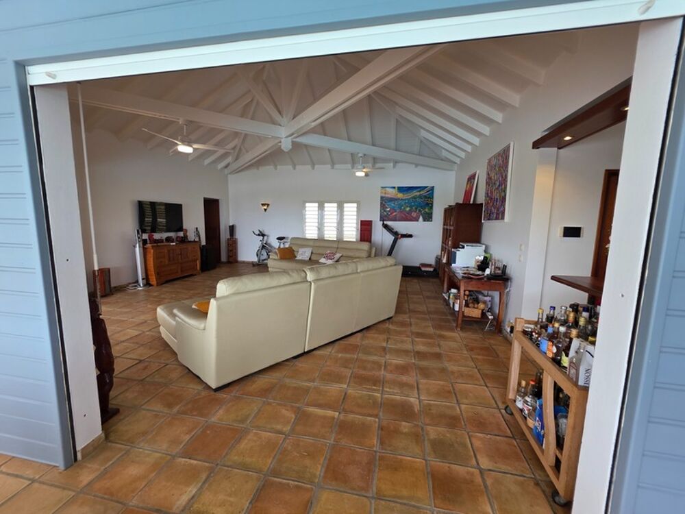 à vendre  Villa Baie-Mahault (97122)