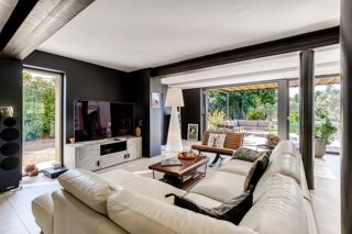 Vente Maison Propriété 8 pièces, piscine à débordement et oliveraie AIX EN PROVENCE (13) Aix en provence
