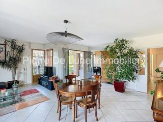  Duplex/triplex à vendre 6 pièces 136 m²