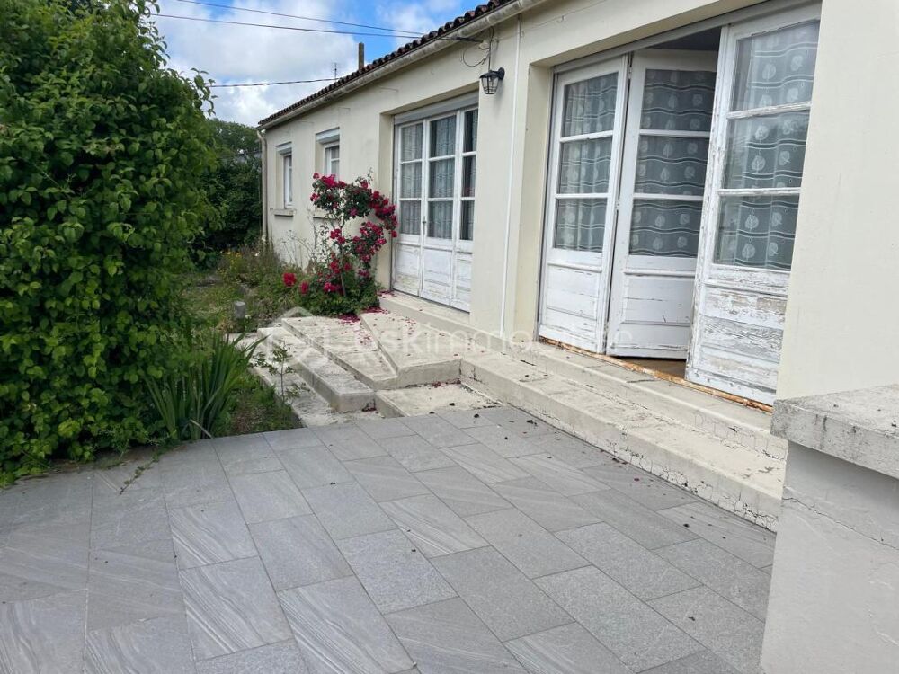 Exclusivité BSK Immobilier  Maison dexception au coeur de la nature, à 2 minutes du centre-ville