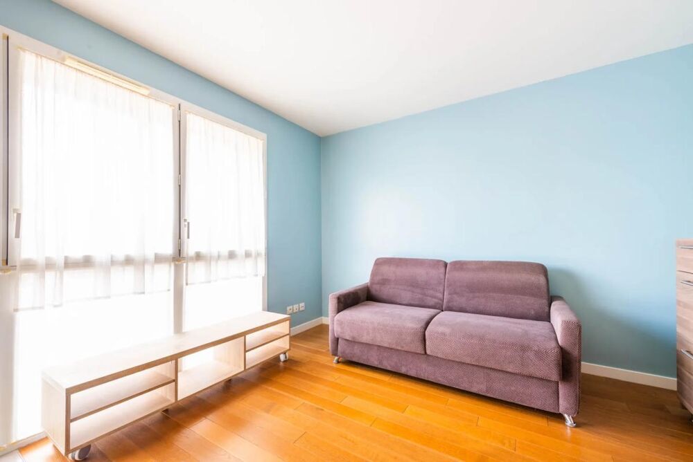 Studio de 1 pièce de 24 m² situé à Chaville