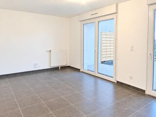 Appartement à louer 3 pièces 64 m²