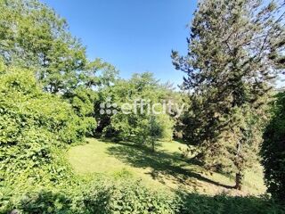  Maison � vendre 10 pi�ces 262 m�