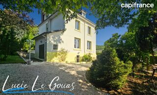  Propriété/château à vendre 8 pièces 181 m²