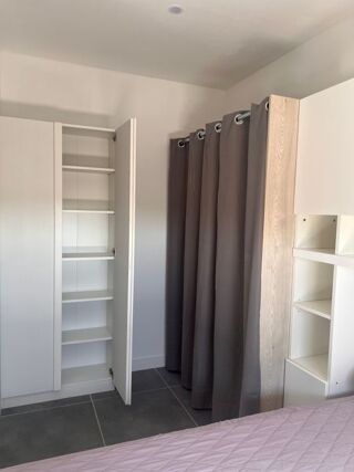  Appartement à louer 2 pièces 40 m²