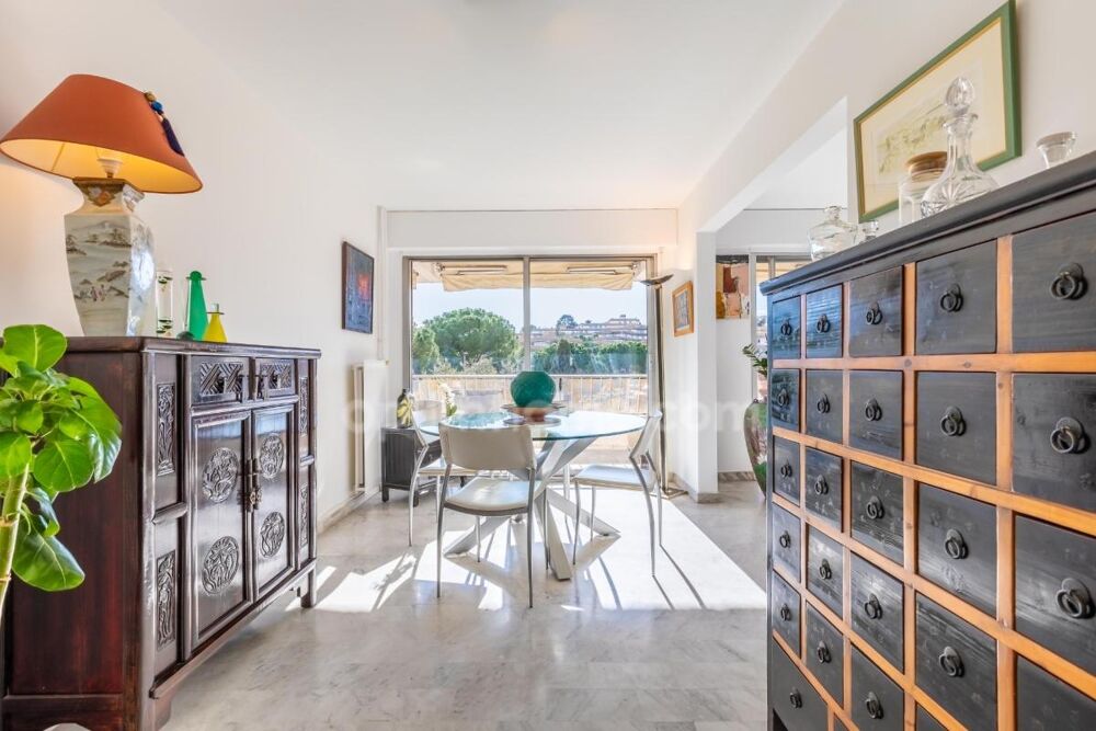 Vente Appartement Appartement - 5 pièces 111 m2 - Terrasse - Cave - Garage - Piscine - Tennis - Parc - Proche Parc Montcalm - Tram Ligne 5 Montpellier