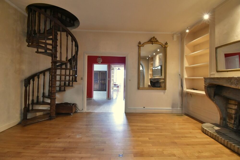 Vente Maison Maison à vendre 10 pièces SAINT AGREVE (07) Saint agreve