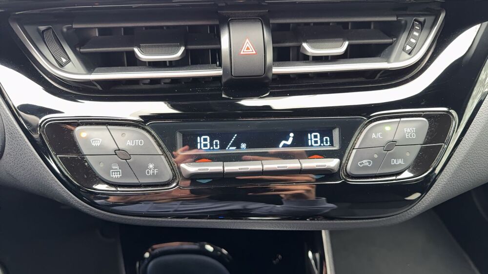 C-HR 1.8 VVT-i 122 Hybride CVT Design - Premi&egrave;re main Entretien c 2023 occasion 72000 Le Mans