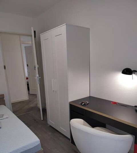  Appartement � louer 1 pi�ce 95 m�