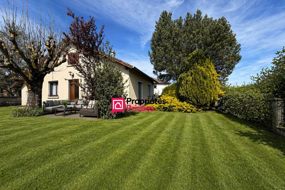 Maison T4 de 127m² au coeur de Saint Ours 63230 avec jardin et garage à vendre