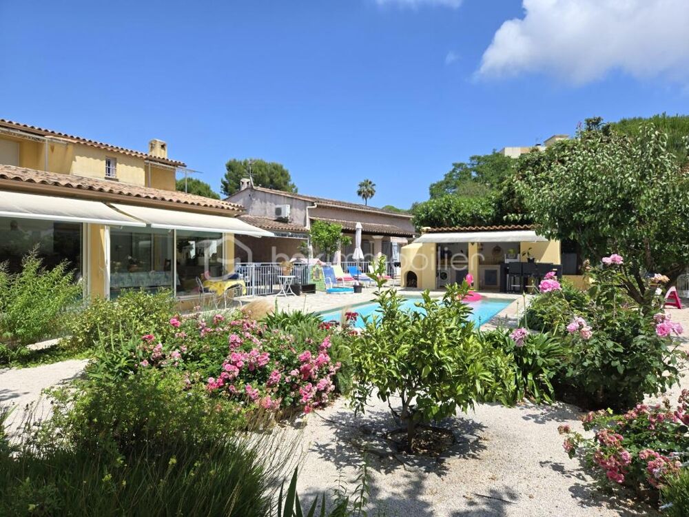 à vendre  Propriété/château Antibes (06600)