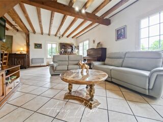  Maison à vendre 11 pièces 225 m²