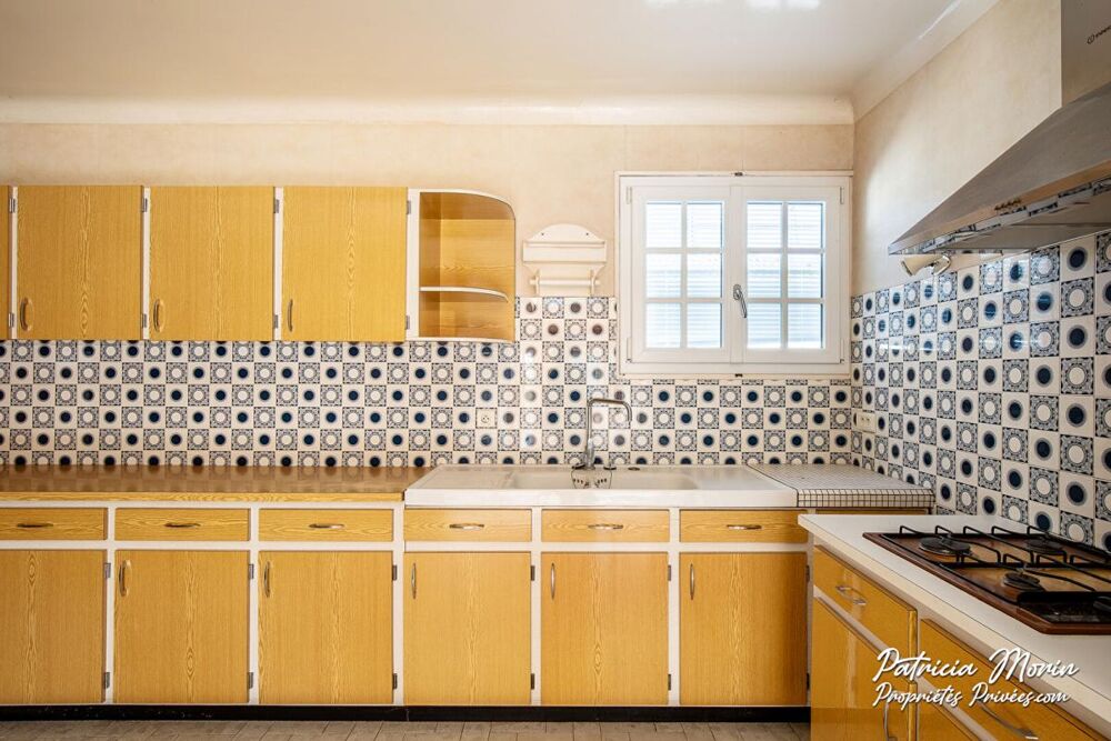 Maison centre ville de HINX 185 m2 Avec dépendances et terrain constructible