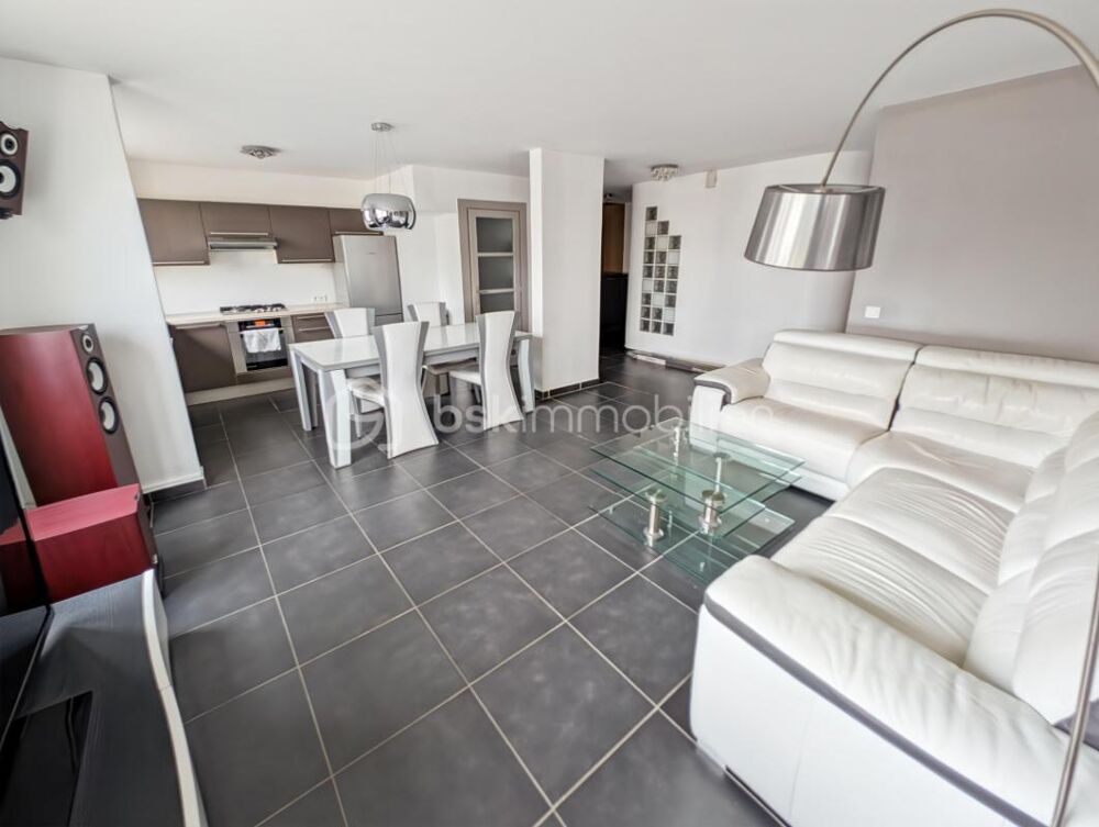 SUPERBE APPARTEMENT F4 3 CHAMBRES CENTRE VILLE DE SAINT GRATIEN - LE FORUM