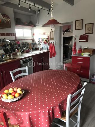  Maison � vendre 8 pi�ces 266 m�