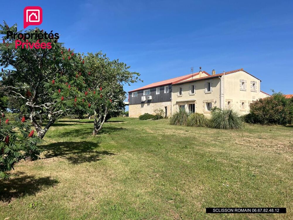 Ensemble immobilier de 364 m2 sur 4300 m2 de terrain - composé de deux habitations indépendantes