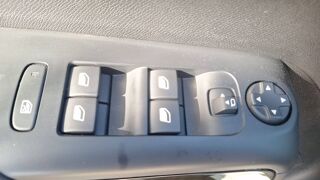 C5 aircross 1.6 PureTech 225 Plug in Hybrid e-EAT8 Shine - Automatique 2022 occasion 54670 Custines
