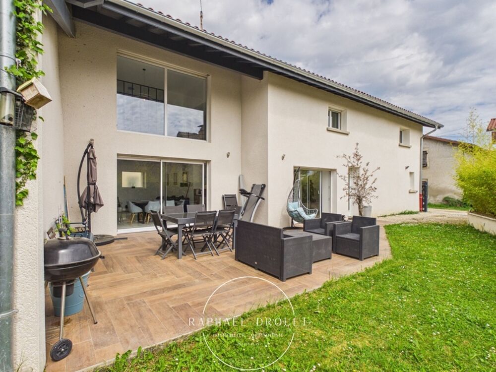 Maison 5 pièces 160 m² · à Moidieu Detourbe · 160 m² · 397 000 €