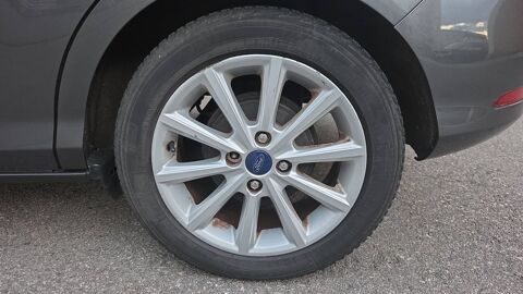 B-max 1.6 Ti 105 VCT6 Titanium 2016 occasion 38000 Grenoble