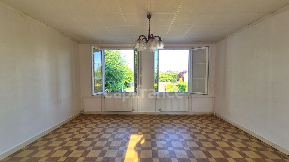 Maison individuelle à vendre 3 pièces ETAMPES (91)  Quartier Saint-Pierre  Terrain clos de 591 m²  Garage  Fort potentiel