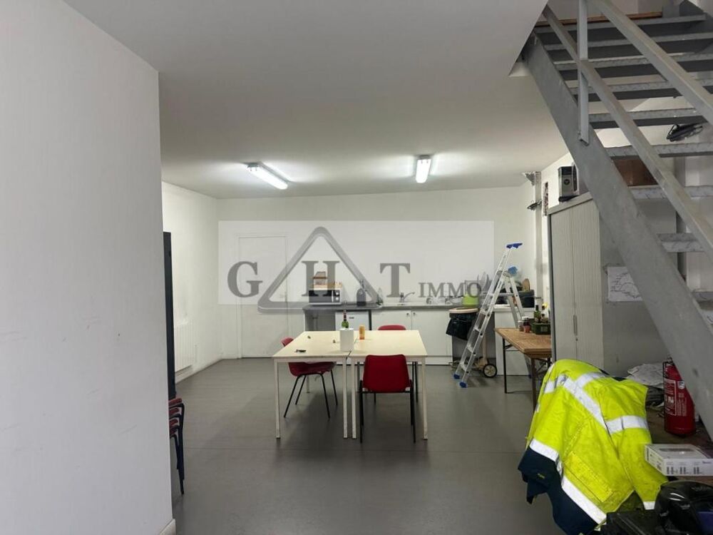 Vente Terrain TERRAIN/ENTREPOT A VENDRE NEUILLY-EN-THELLE Persan