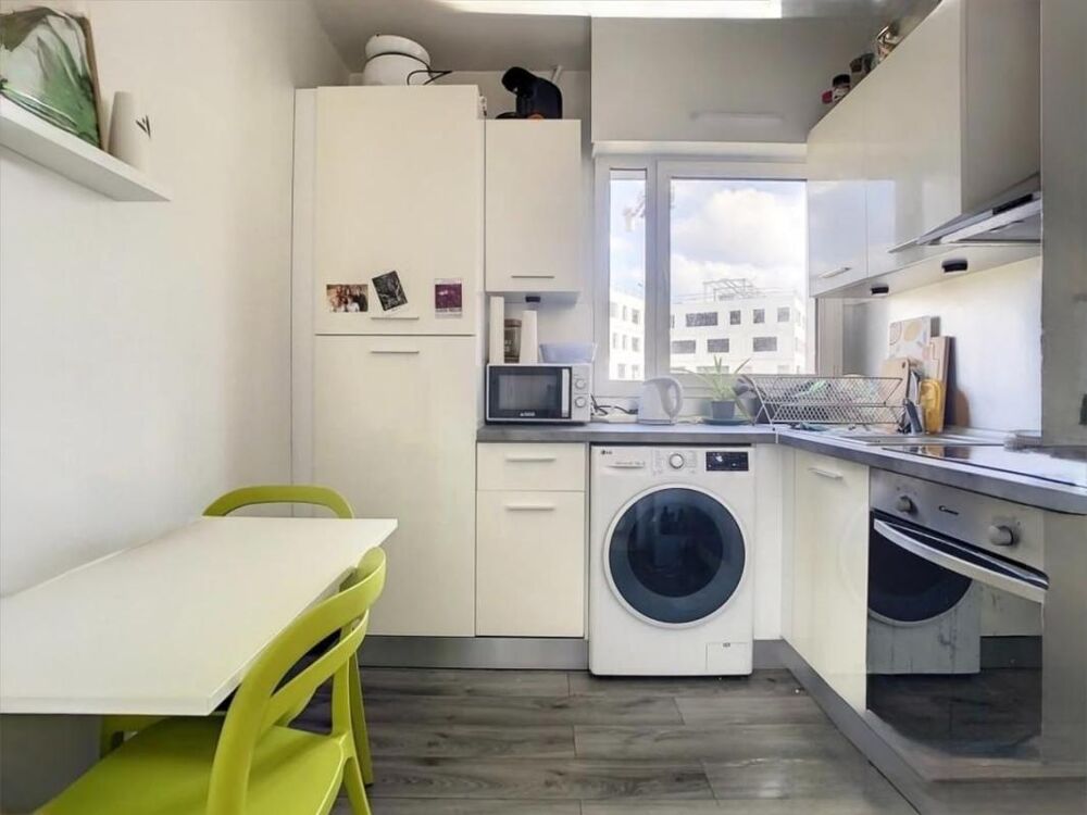 Vente Appartement T2 45 m² ultra lumineux – 5? étage avec vue dégagée – Lille Centre Gare + garage possible Lille