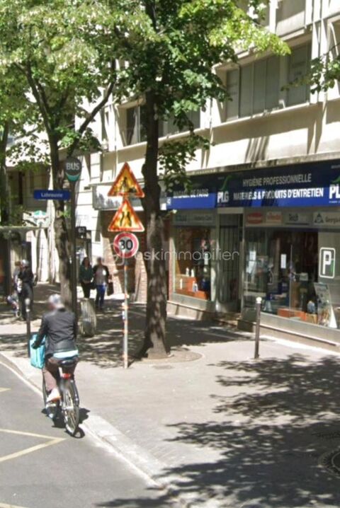Bail commercial Emplacement N1 67000 75015 Paris 15e arrondissement