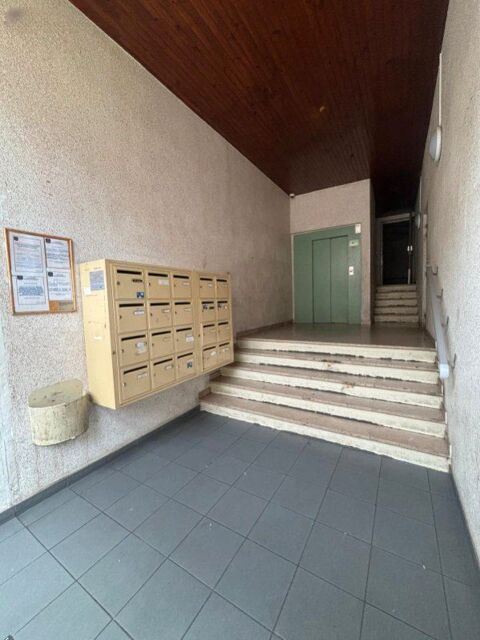  Appartement � louer 3 pi�ces 75 m�