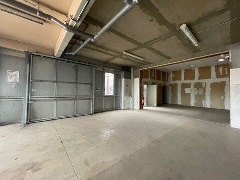 CELLULE COMMERCIALE 118500 71300 Montceau les mines