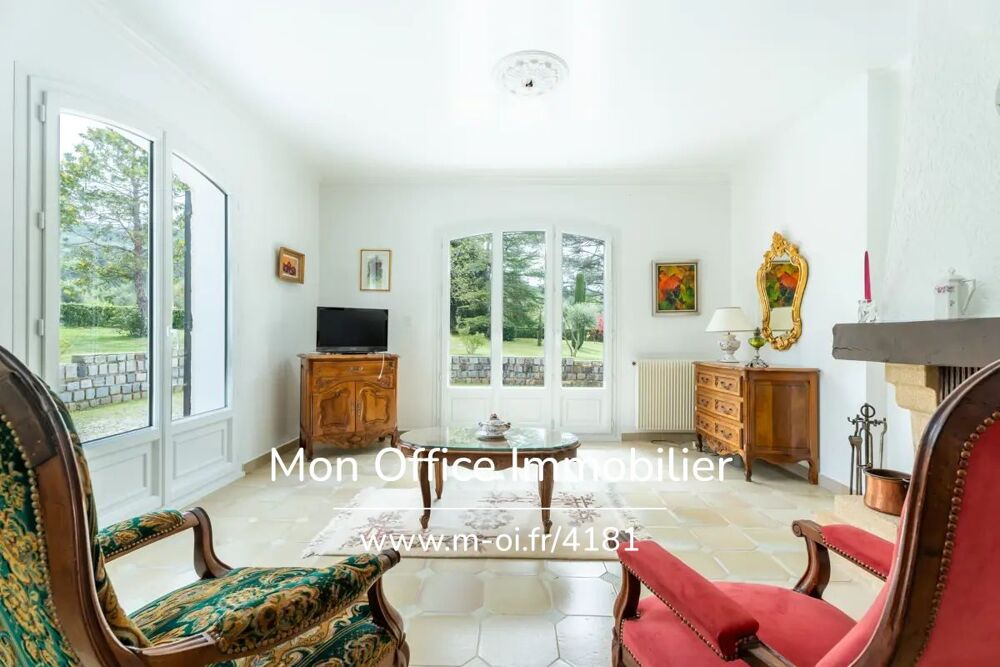 à vendre  Propriété/château Trets (13530)