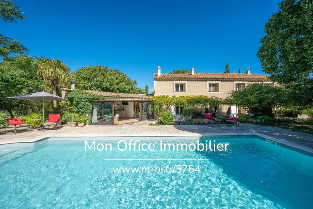 Maison 9 pièces 300 m² · à Lamanon · 300 m² · 1 440 000 €